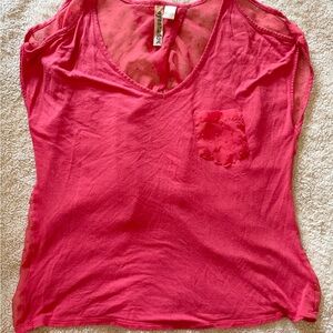 Eyeshadow Vibrant Pink Top with Pocket